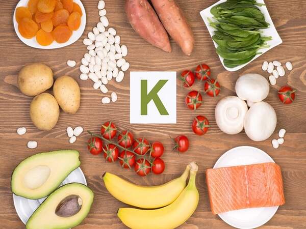 Do thiếu vitamin K