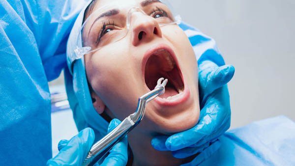 Quy trình thăm khám và chuẩn bị trước khi nhổ răng khôn