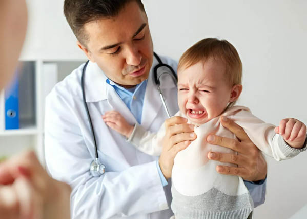 Cách xử trí nanh sữa ở trẻ sơ sinh an toàn hiệu quả