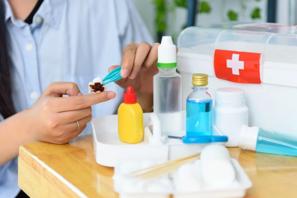 Công dụng và ứng dụng của Betadine là gì?