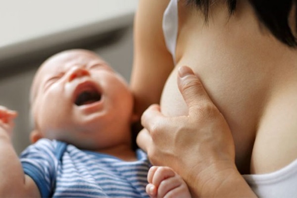 Bỏ bú hoặc bú kém hơn