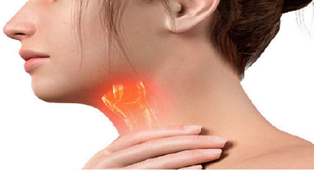 Nguyên nhân dẫn đến đau họng là gì?