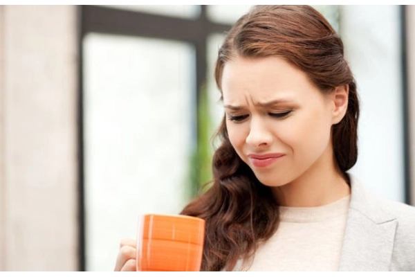 Tổng quan về hiện tượng đắng miệng buổi sáng