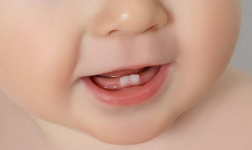 Trẻ mấy tháng mọc răng?