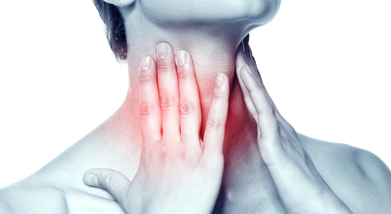 Vì sao họng lại đau khi nuốt nước bọt?