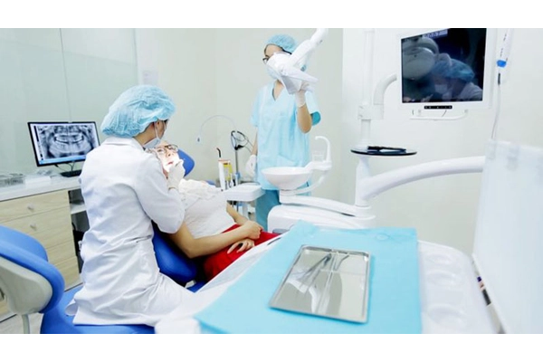 Dịch vụ điều trị sâu răng tại Nha Khoa Sài Gòn