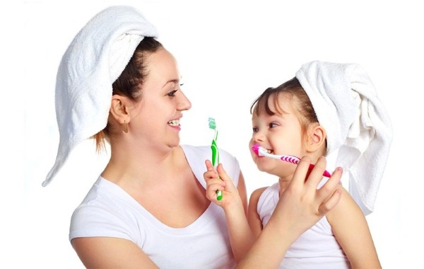 Chăm sóc răng miệng cho trẻ để phòng ngừa sâu răng tái phát