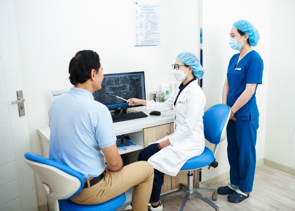 Lời khuyên từ chuyên gia giúp hạn chế nguy cơ nhổ răng hàm trên trong cùng bị sâu