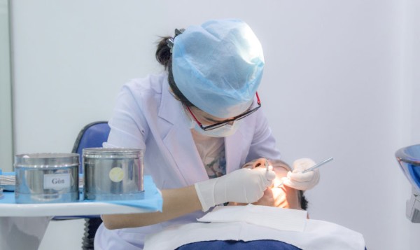 Niêm mạc là gì? Cấu tạo, chức năng, bệnh lý và cách chăm sóc hiệu quả 8 Đến gặp bác sĩ nha khoa khi gặp các vấn đề bất thường