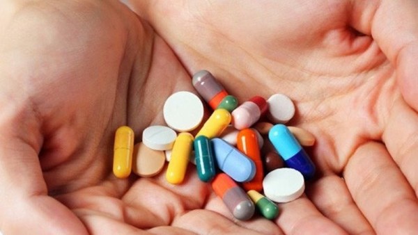 Nghiến răng khi ngủ là gì? Nguyên nhân và cách khắc phục 3 Nghiến răng khi ngủ do một số loại thuốc như thuốc và chất kích thích