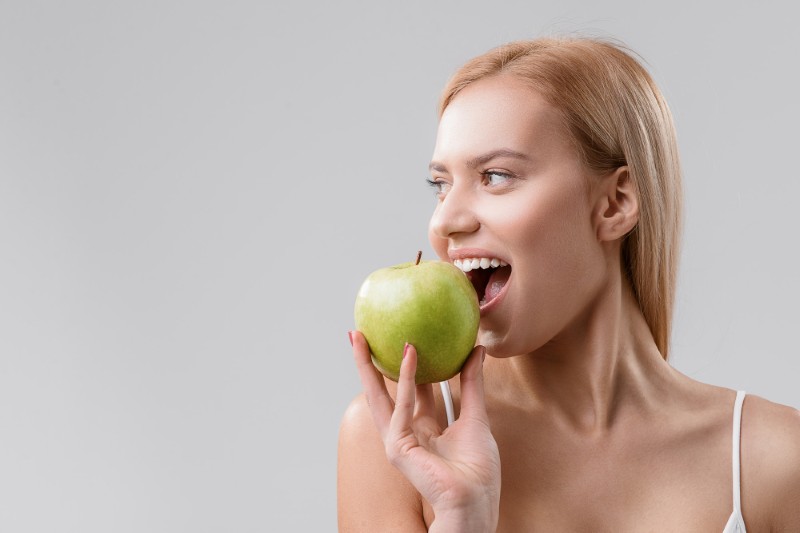 Người có 4 răng nanh nhọn là gì? Tốt hay xấu theo nhân tướng học? 3 Răng nanh nhọn ảnh hưởng tích cực đến chức năng ăn nhai