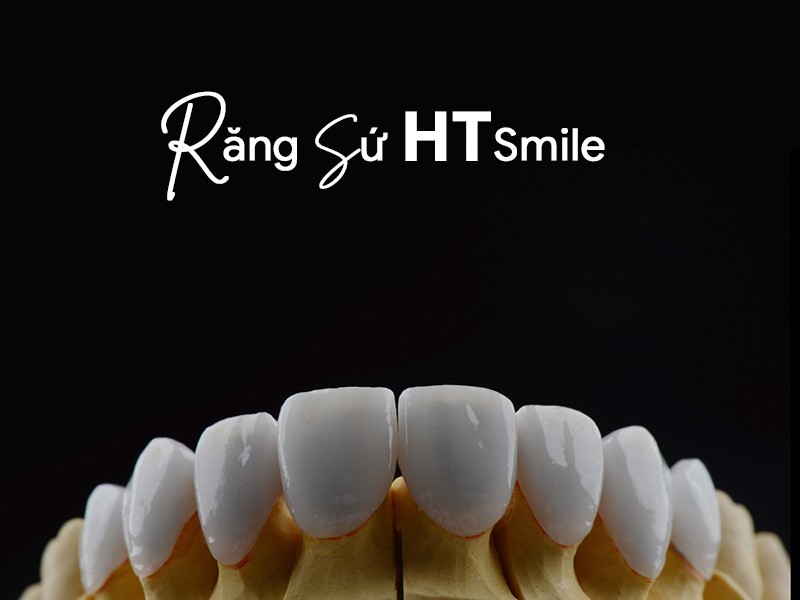 Bọc răng sứ HT Smile có tốt không? Bảng giá năm 2026 2 Răng sứ HT Smile tự hào với tiêu chuẩn chất lượng hàng đầu trong ngành nha khoa